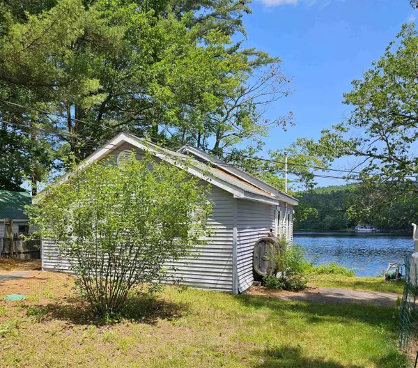 Northfield, NH 03276,14 Glines Park RD