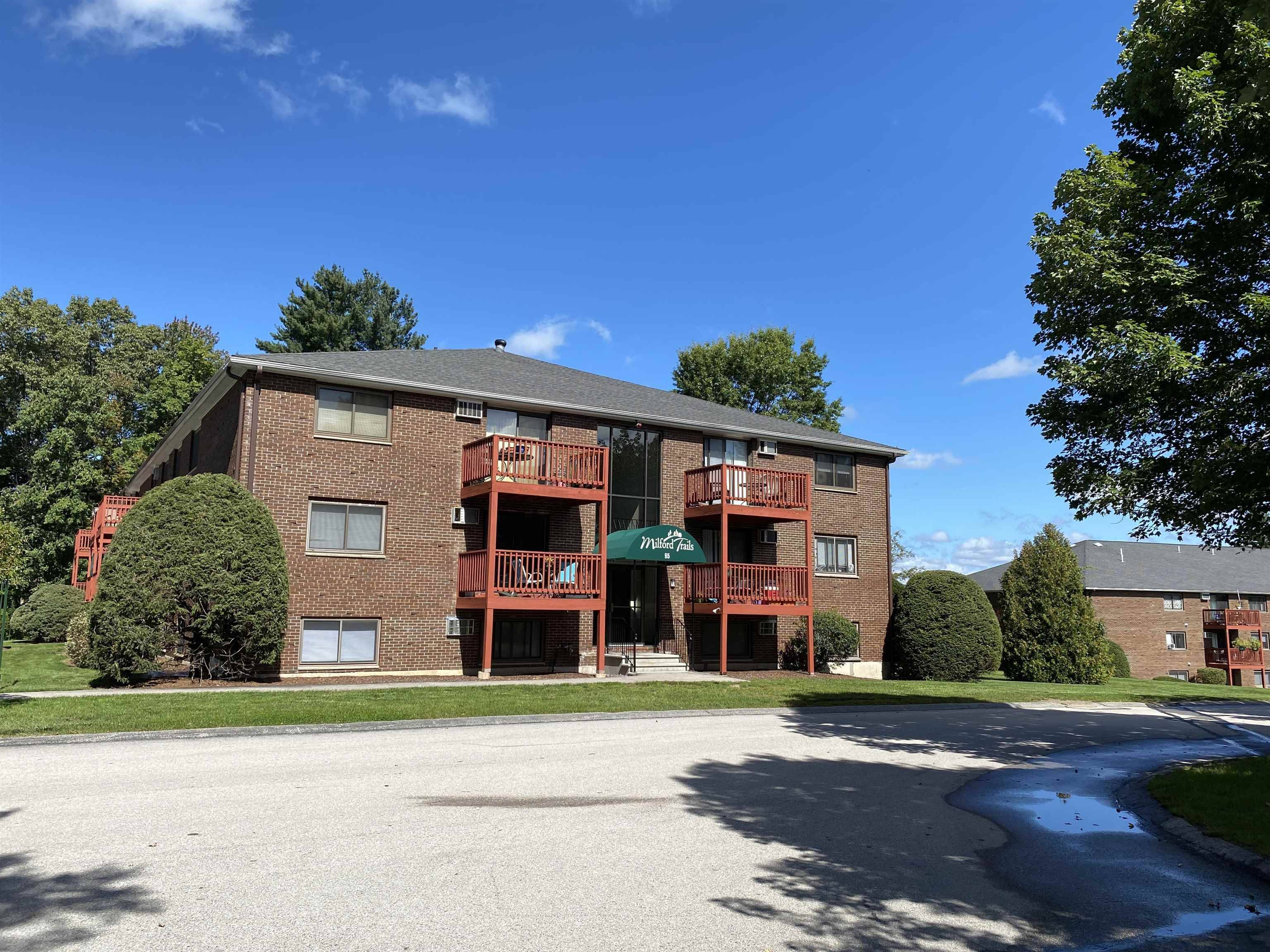 Milford, NH 03055,96 Powers ST #201