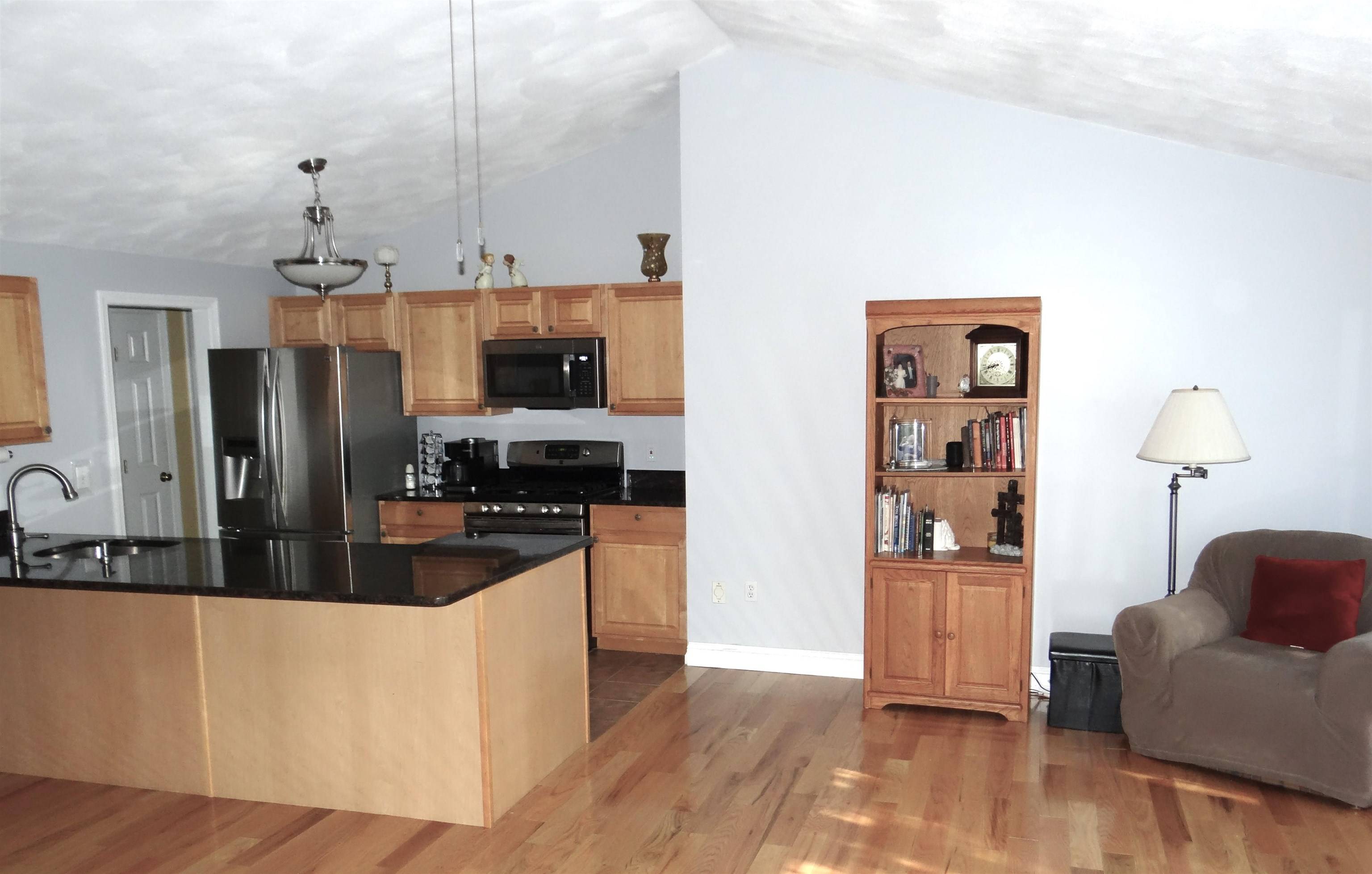 Hooksett, NH 03106-1710,1 Trent RD