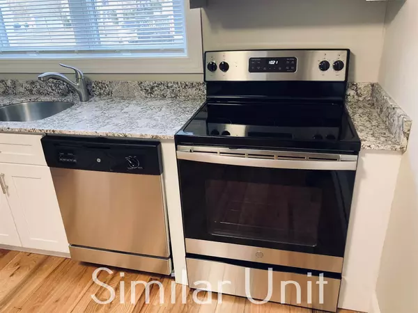Manchester, NH 03104,445 Kennard RD #445-20