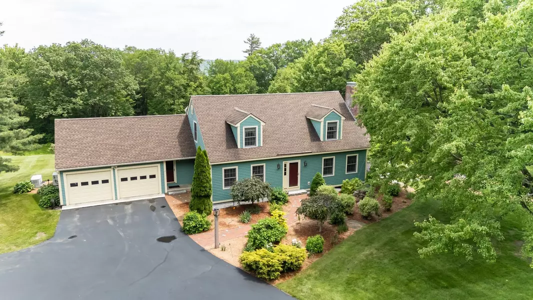 400 Gould Hill RD, Hopkinton, NH 03229