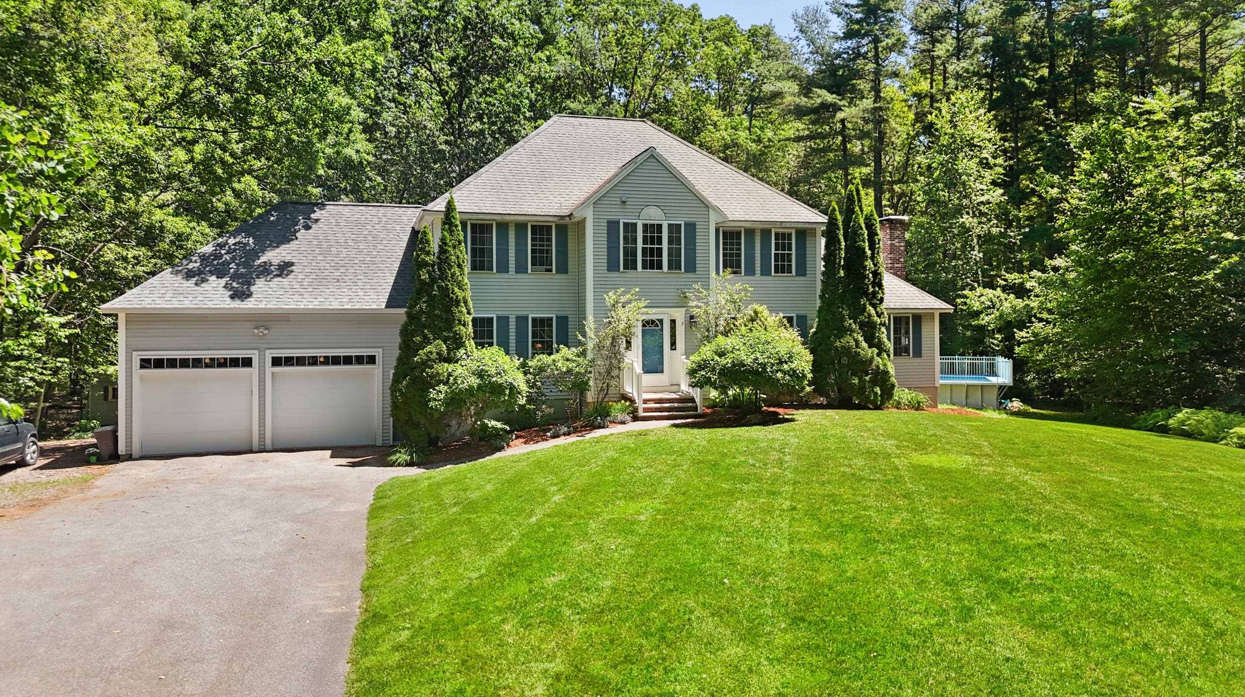 Londonderry, NH 03053,7 Lorraine DR