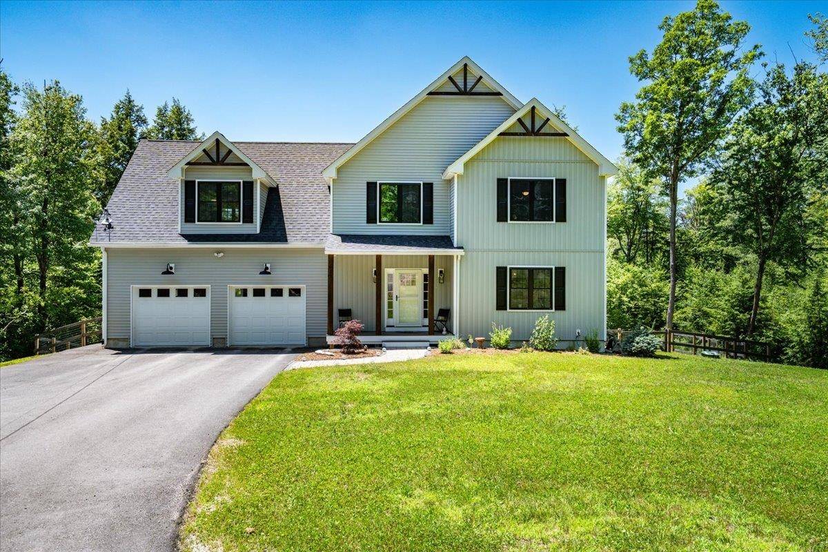 633 Ray RD, Henniker, NH 03242