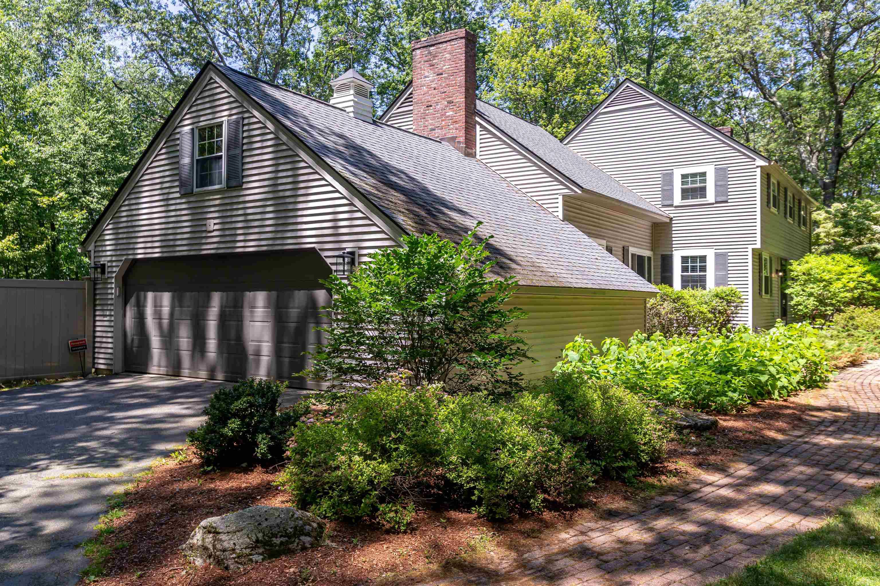 Bedford, NH 03110,19 Horizon DR