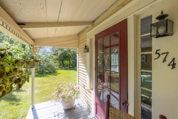 Hopkinton, NH 03229,574 Main ST