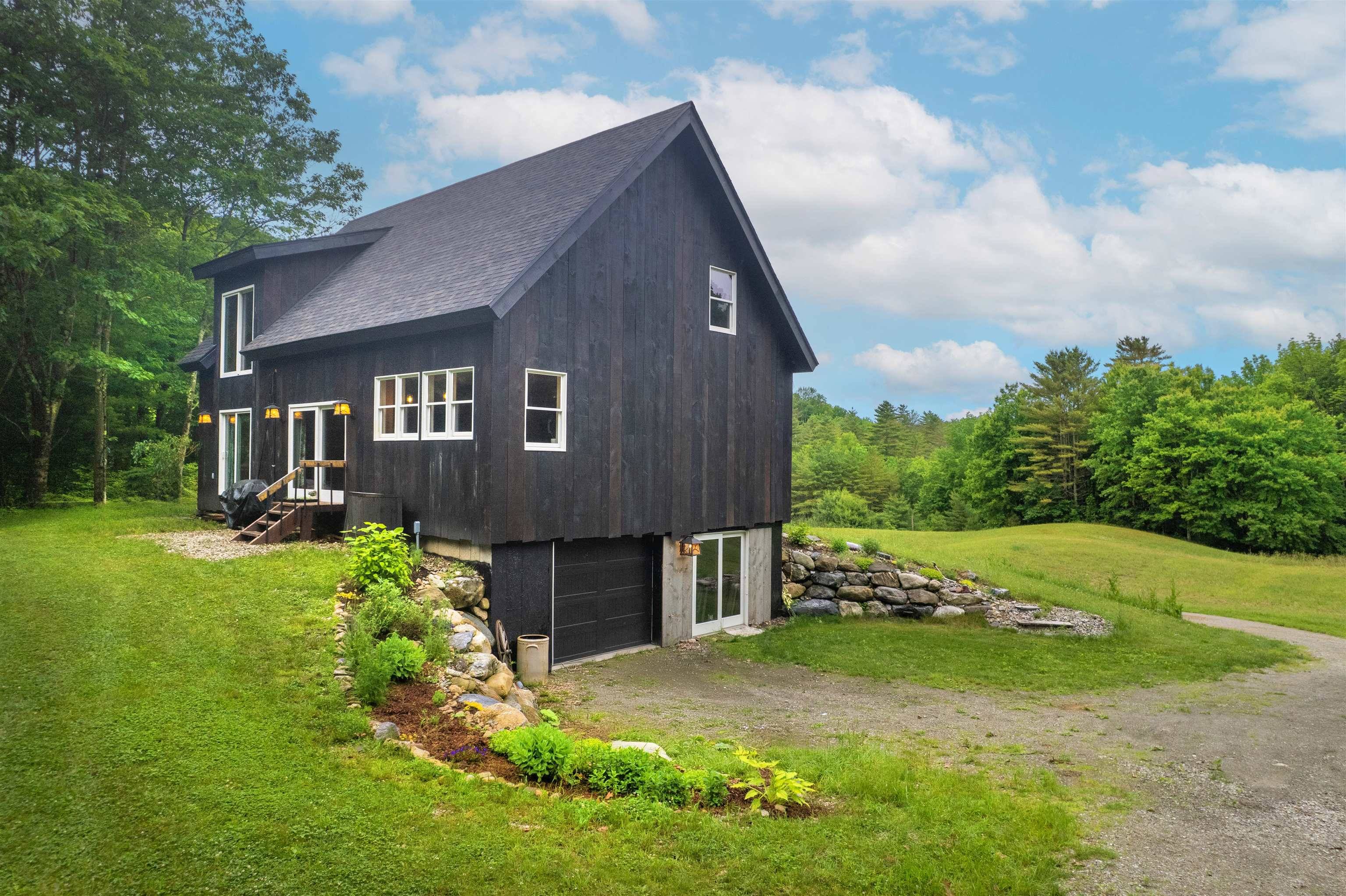 371 W Tinmouth RD, Pawlet, VT 05761