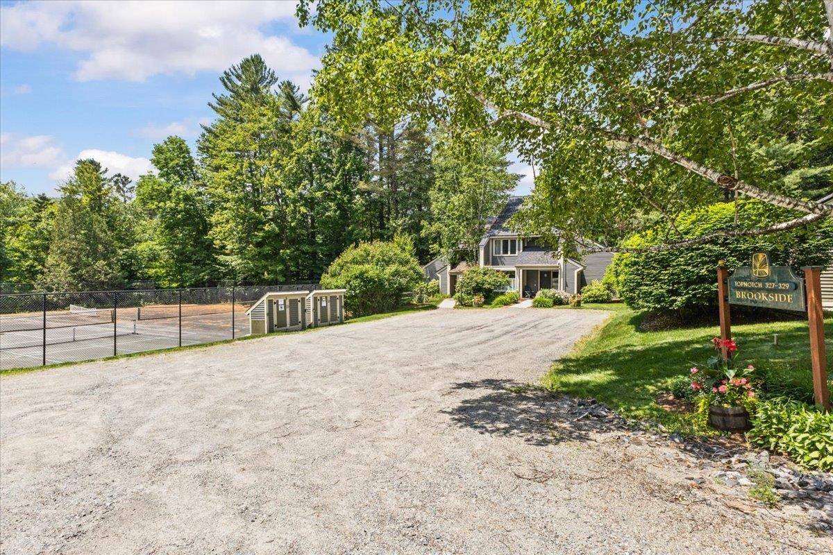Stowe, VT 05672,327 Topnotch DR #327B
