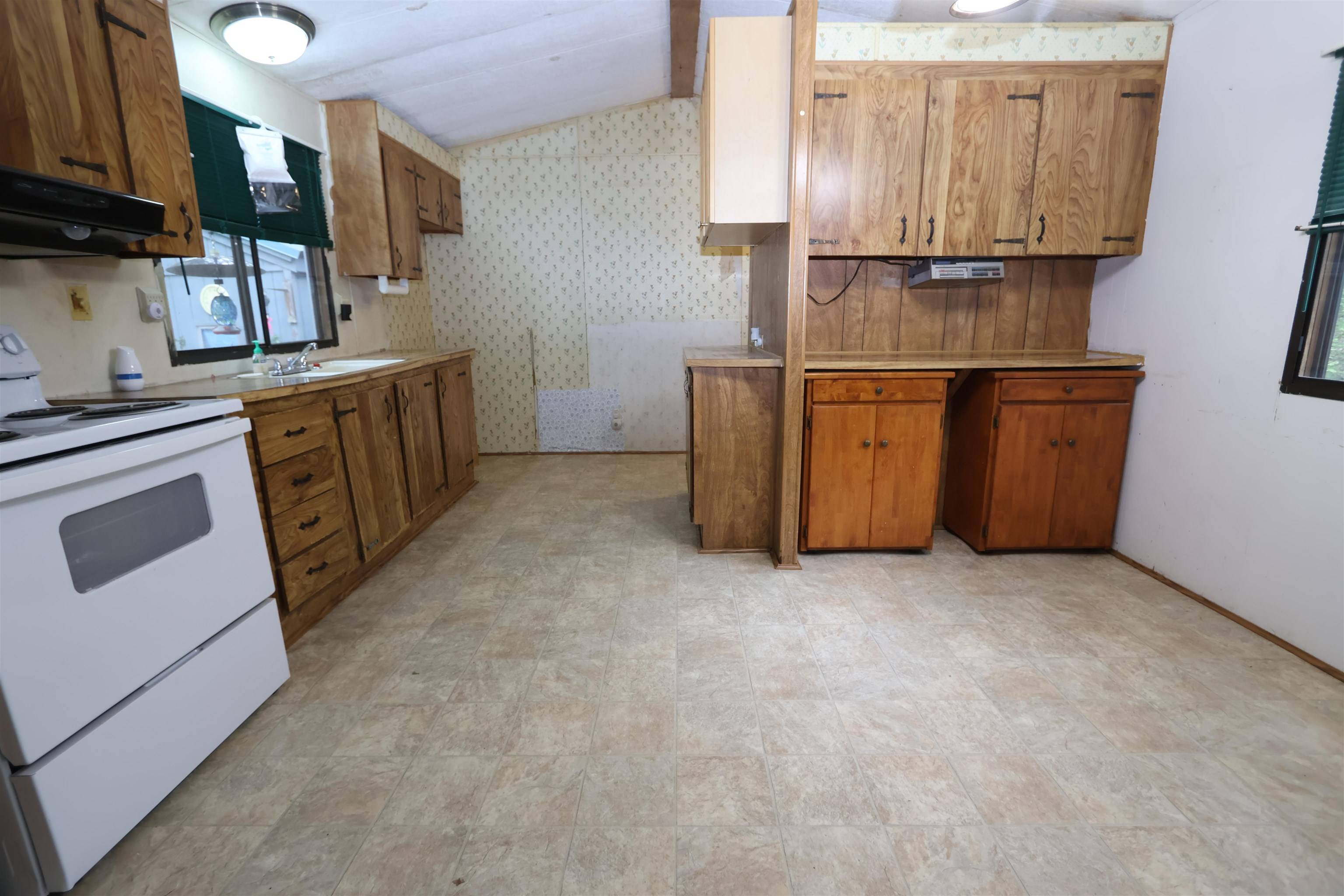Barrington, NH 03825,73 Bluebird LN