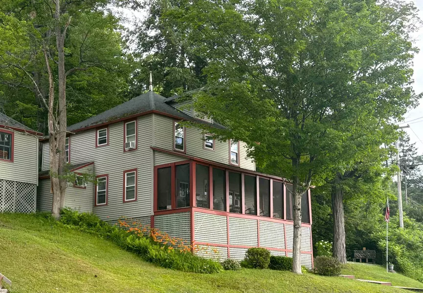 1056 Point of Pines RD, Castleton, VT 05735