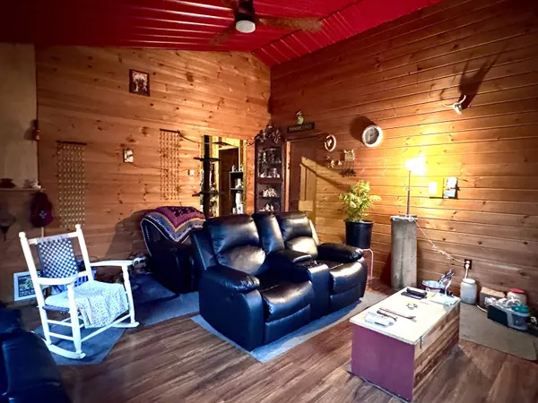 Bloomfield, VT 05905,2132 VT Route 105