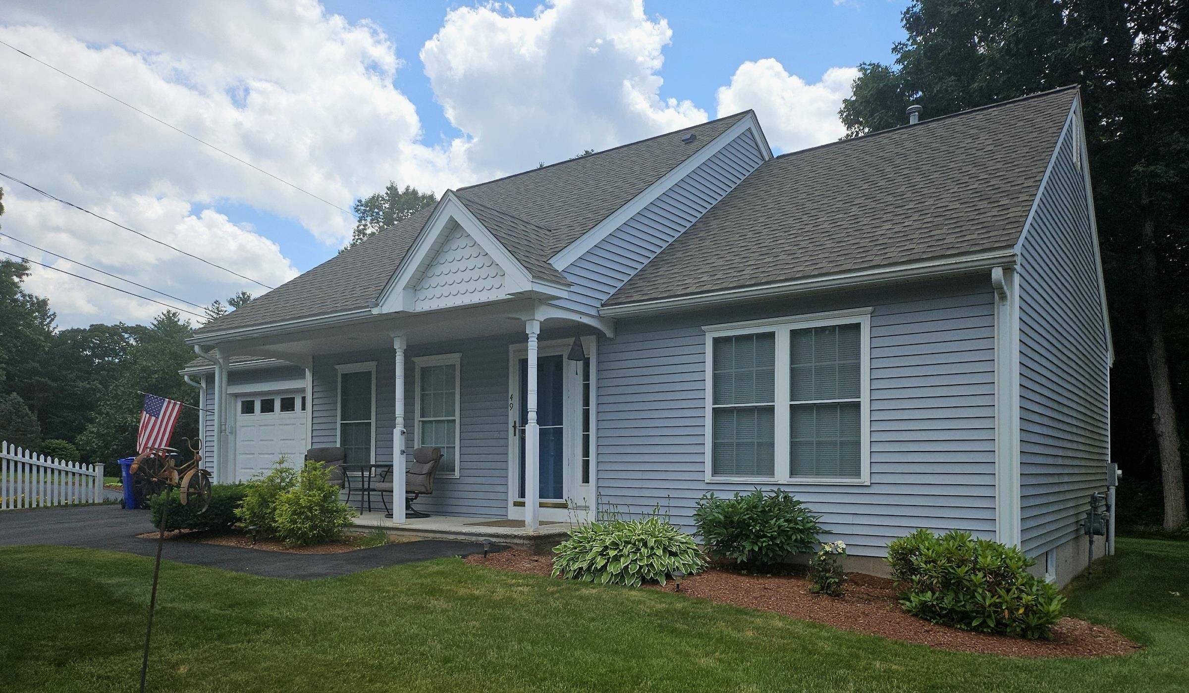 49 Lexington CT #49, Hudson, NH 03051