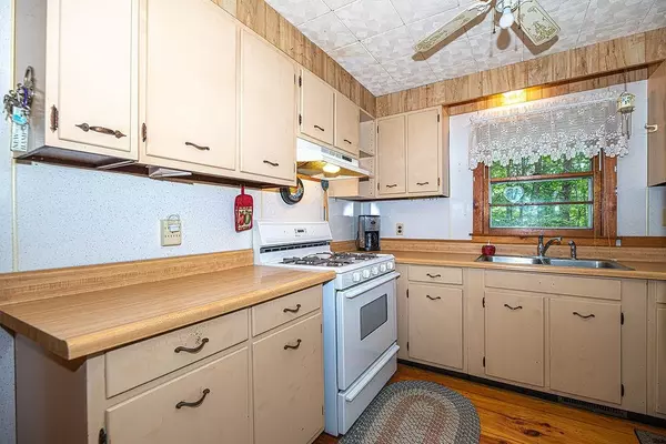 Hillsborough, NH 03244,19 Boulder Pass