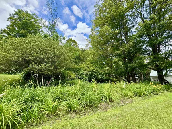 Putney, VT 05346,119 Main ST