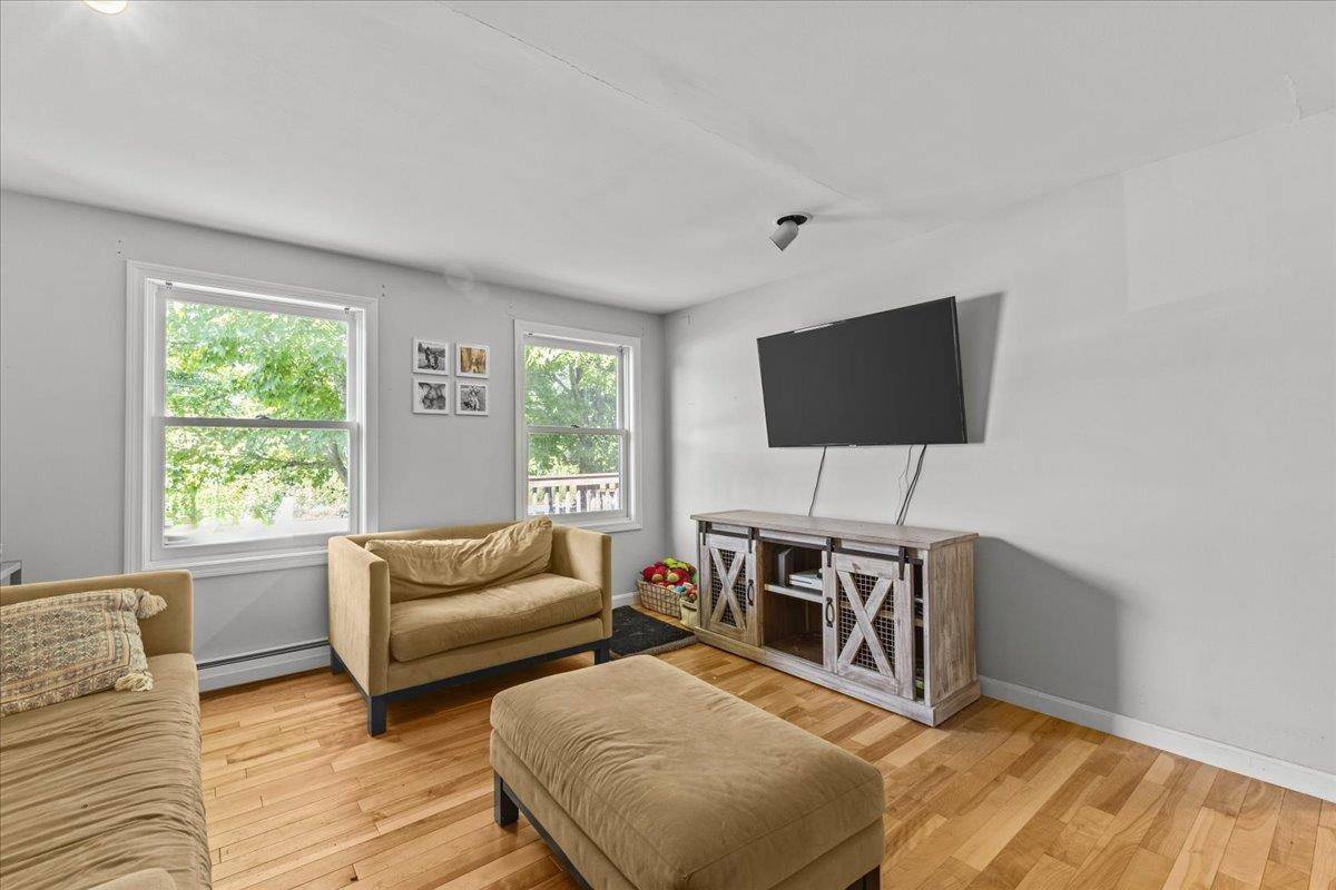 St. Albans City, VT 05478,6 Guyette CIR