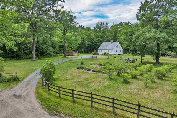 104 Saunders Hill RD, Wentworth, NH 03282