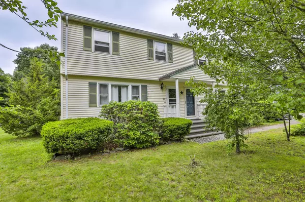 Hudson, NH 03051,22 Pelham RD