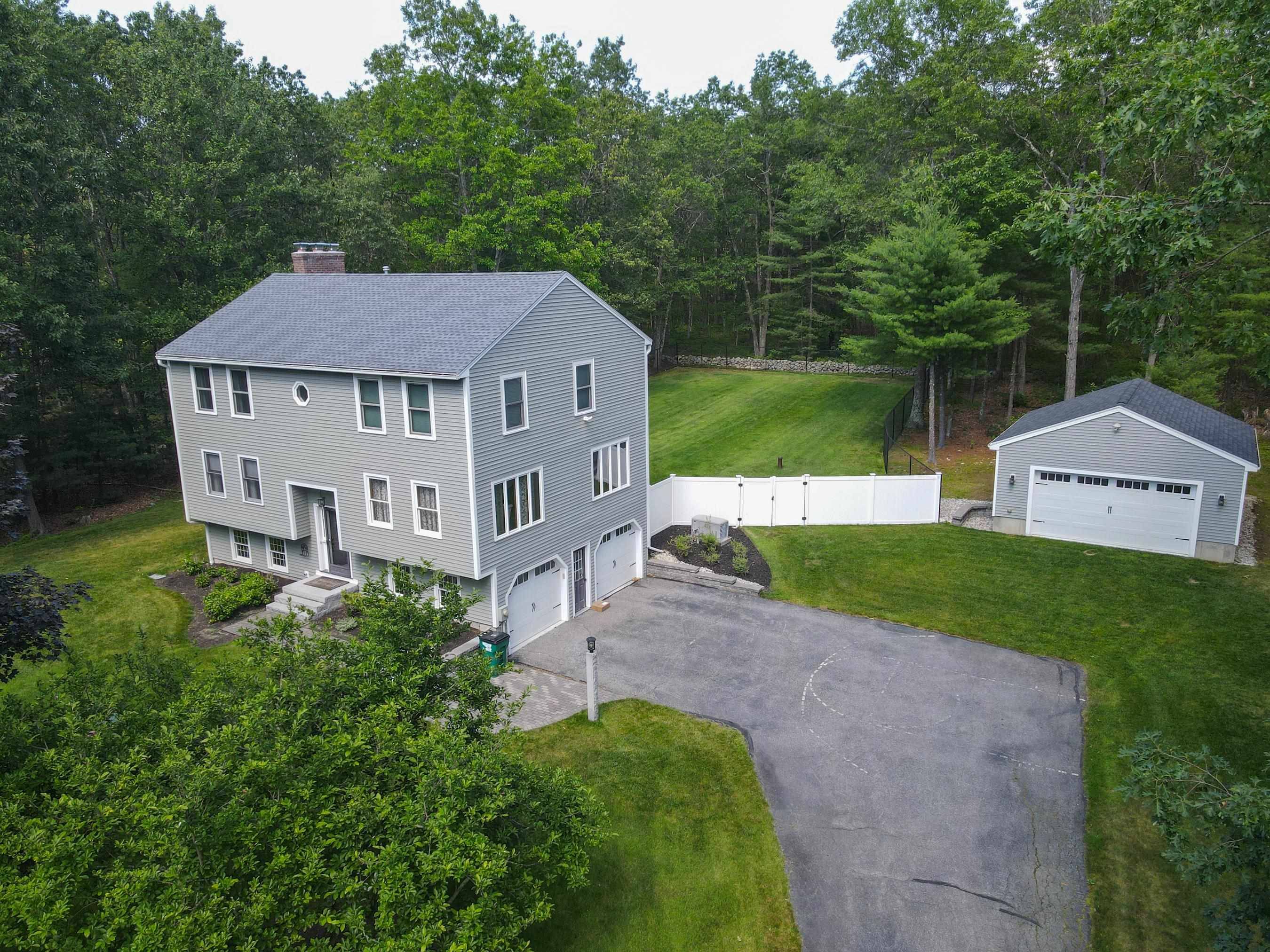12 Fields Farm RD, Merrimack, NH 03054