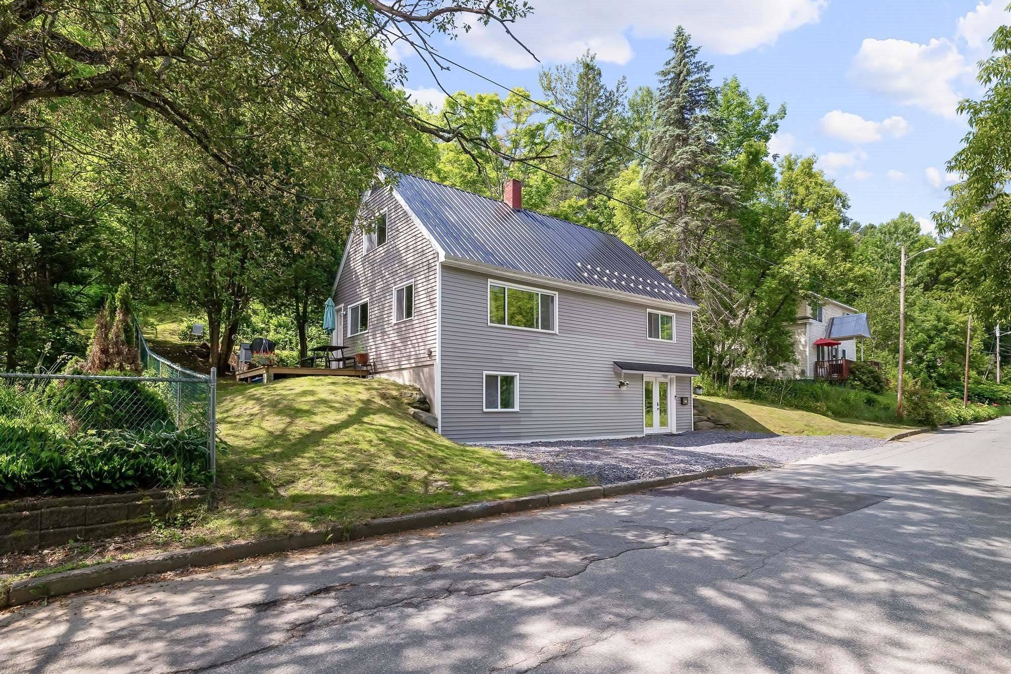 280 Lafayette ST, St. Johnsbury, VT 05819