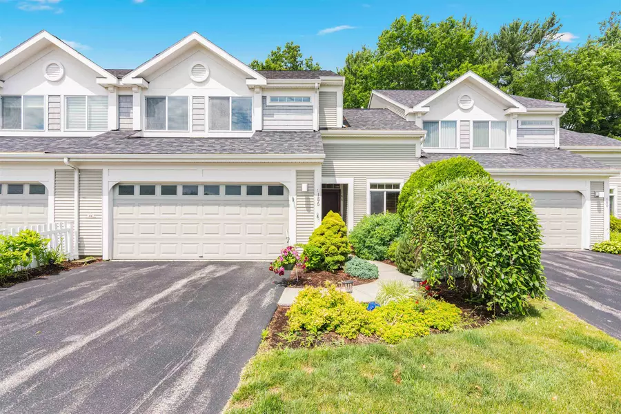 186 Hummingbird LN, South Burlington, VT 05403