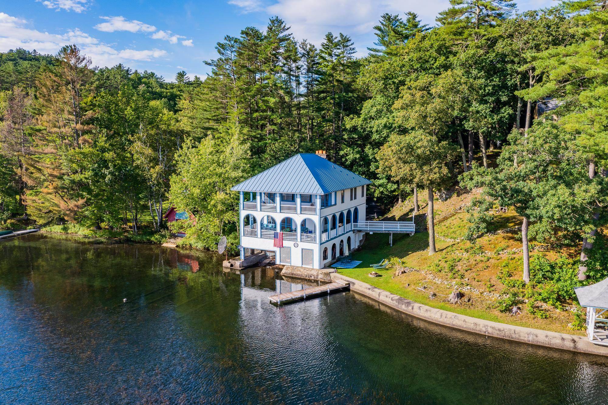 Fairlee, VT 05045,106 Cliff Mull LN