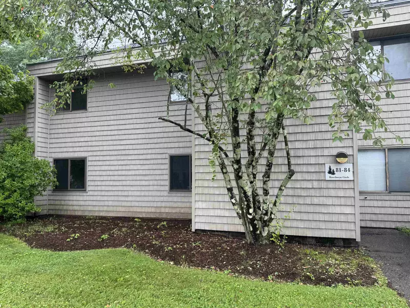 81 Hawthorne CIR #81, South Burlington, VT 05403