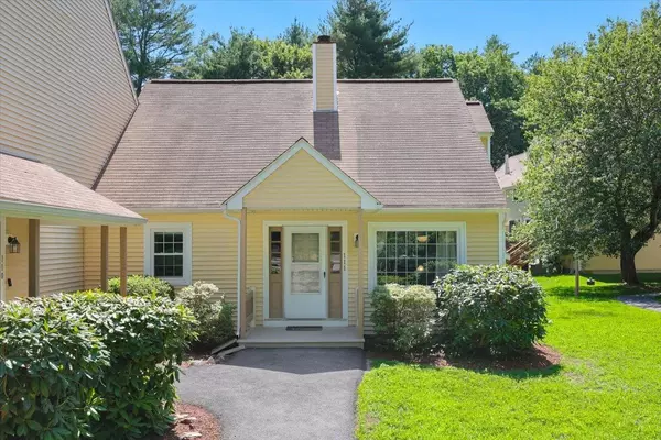 111 Winterwood DR, Londonderry, NH 03053