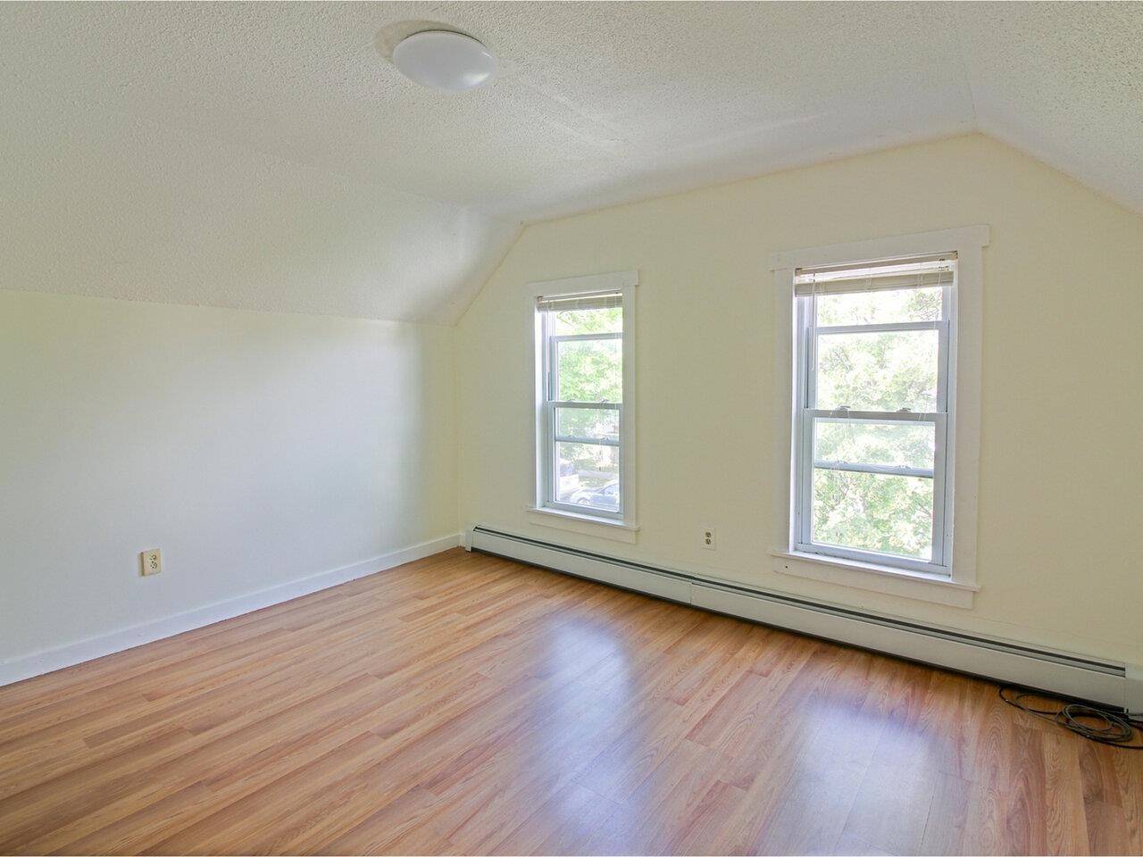 Burlington, VT 05401,37 Drew ST
