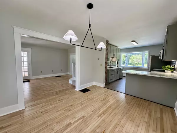 63 Bishop ST, St. Albans City, VT 05478