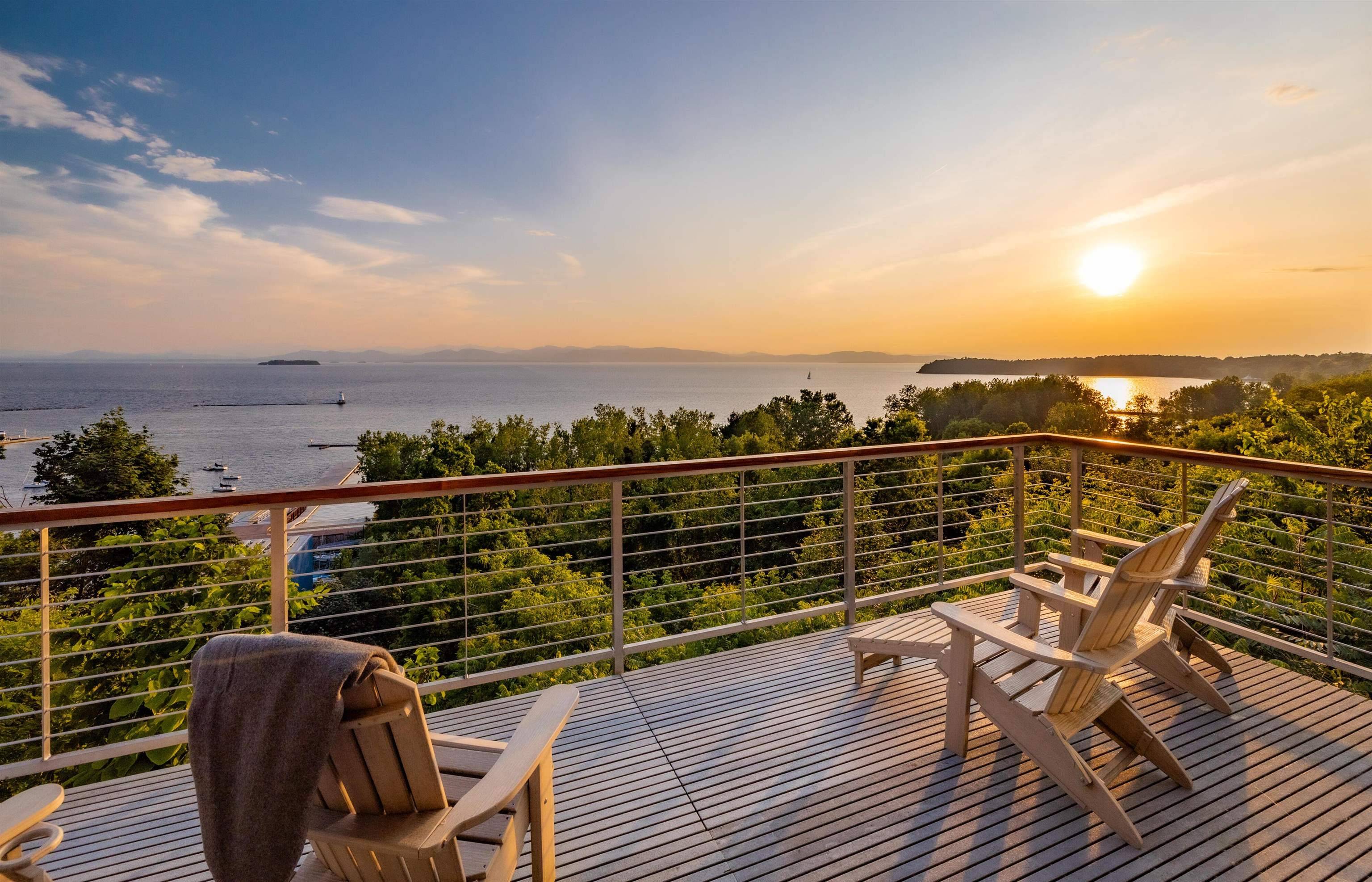 11 Lakeview TER, Burlington, VT 05401