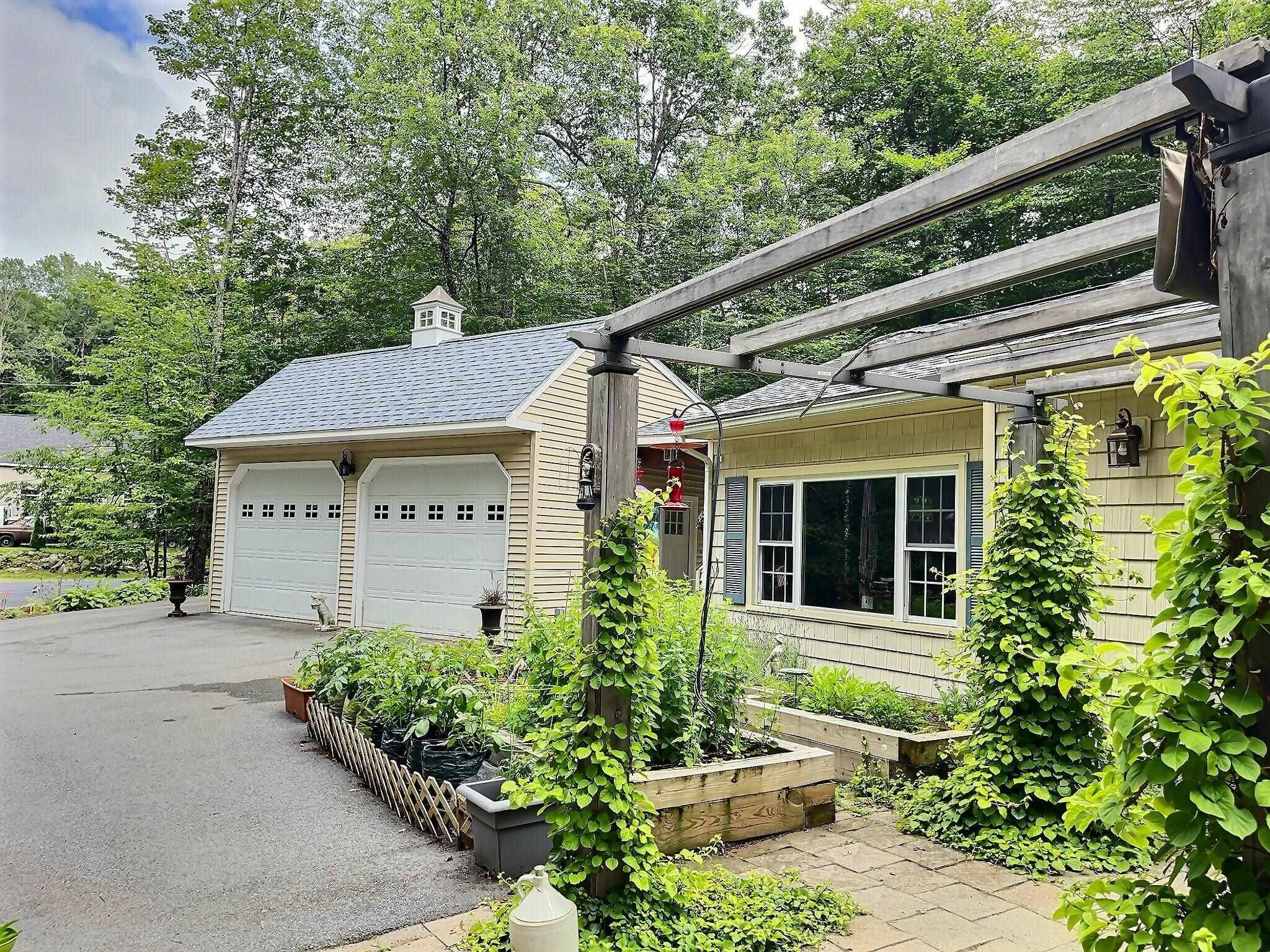Newbury, NH 03255,20 Ramblewood PL