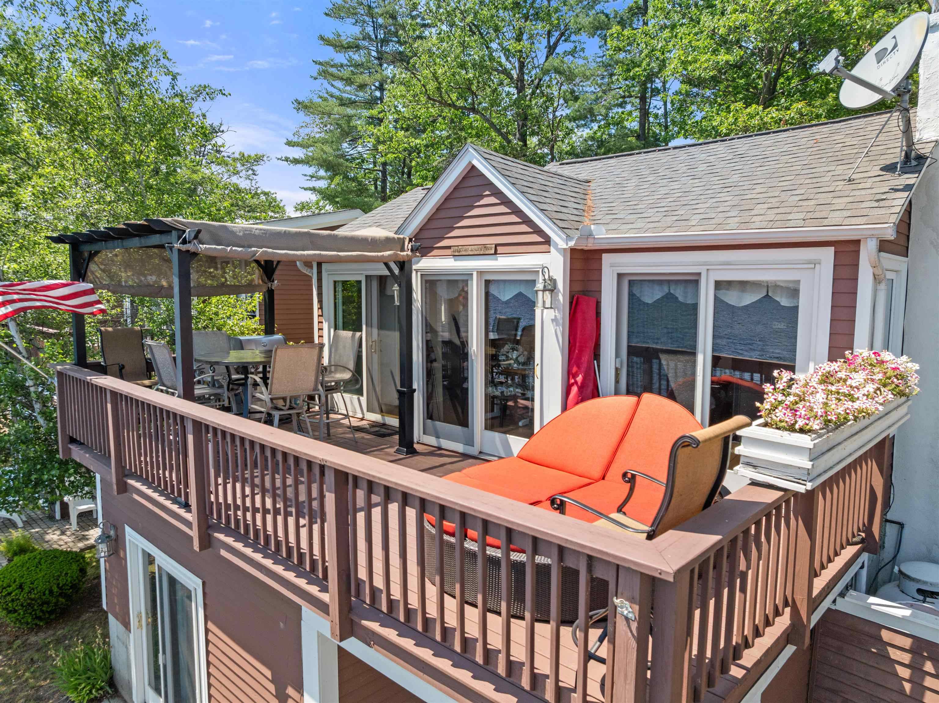 Laconia, NH 03246,87 Island DR