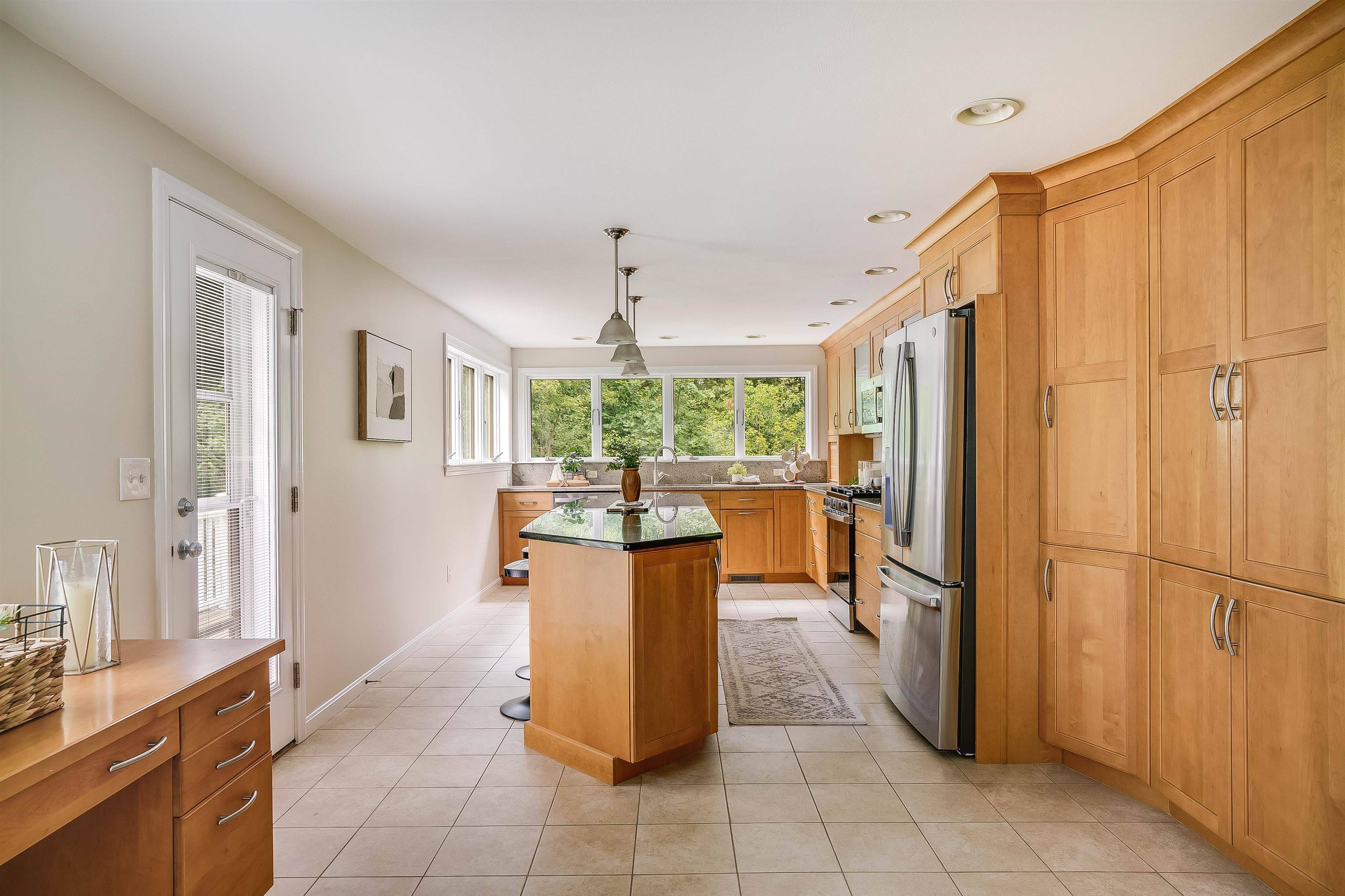 Nashua, NH 03062,15 Rene DR