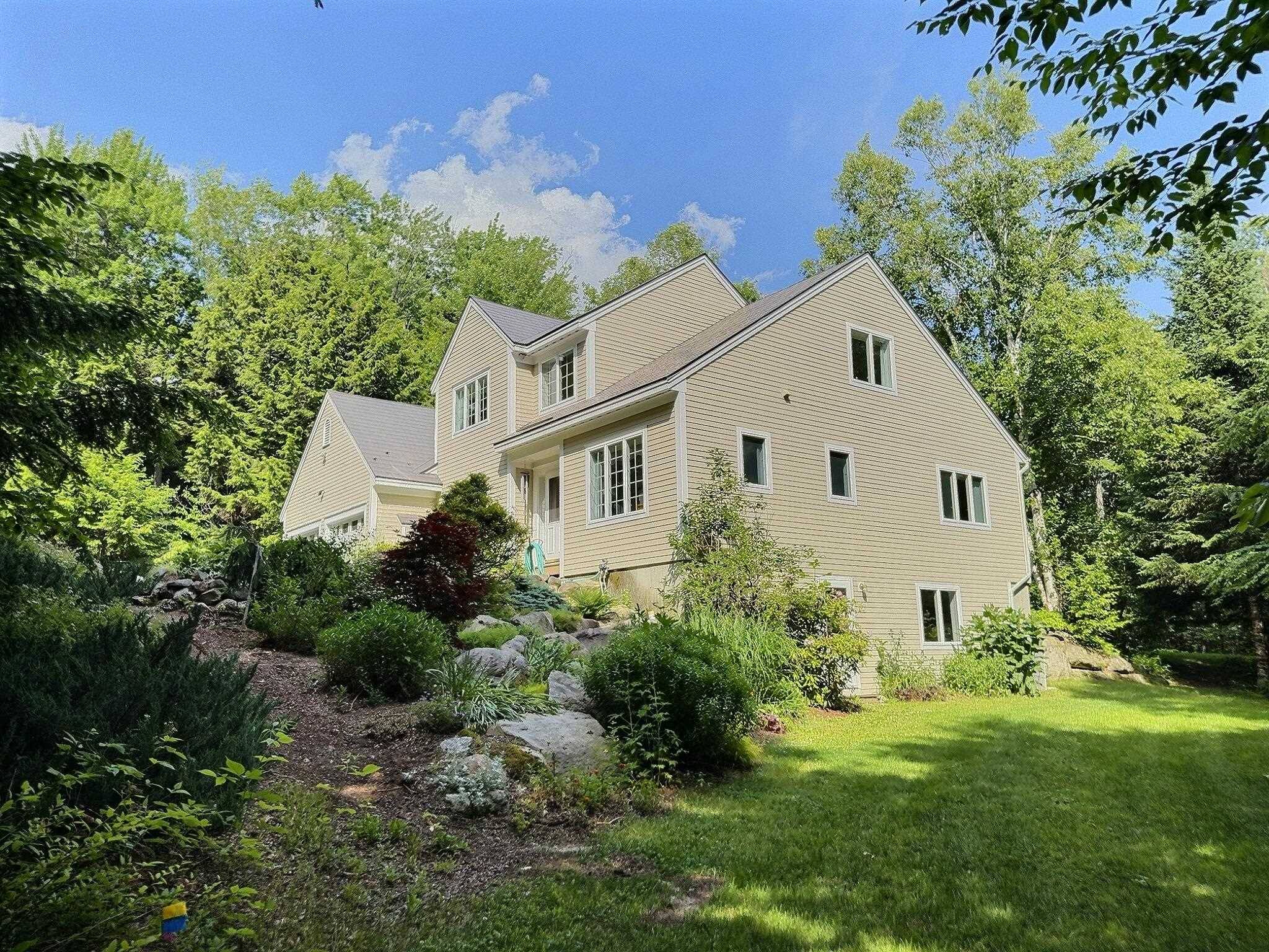 New London, NH 03257,379 Brookside DR