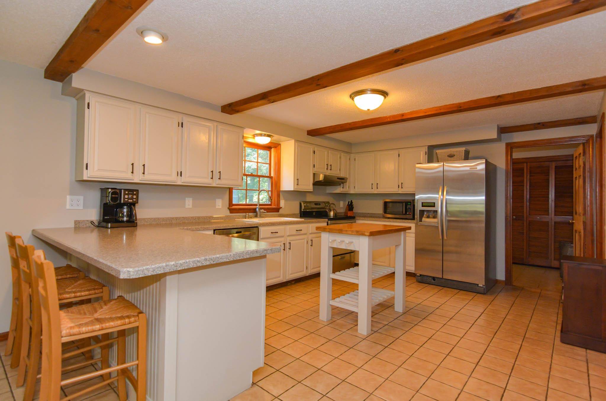 Londonderry, NH 03053,7 Angelo LN
