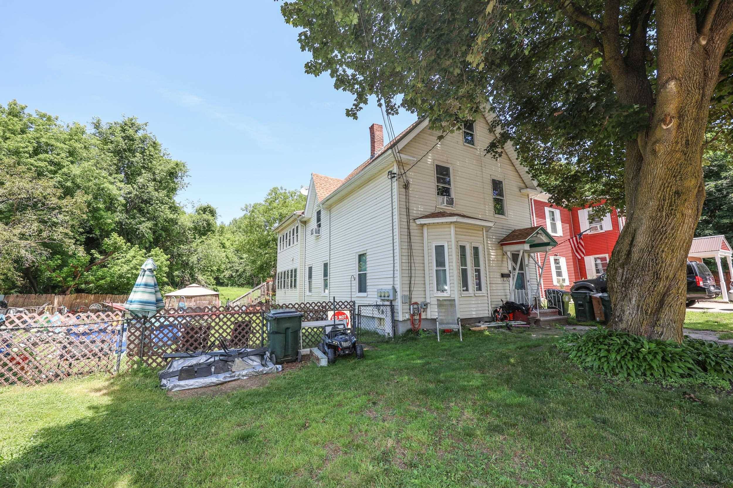 Manchester, NH 03102,67 Schiller ST