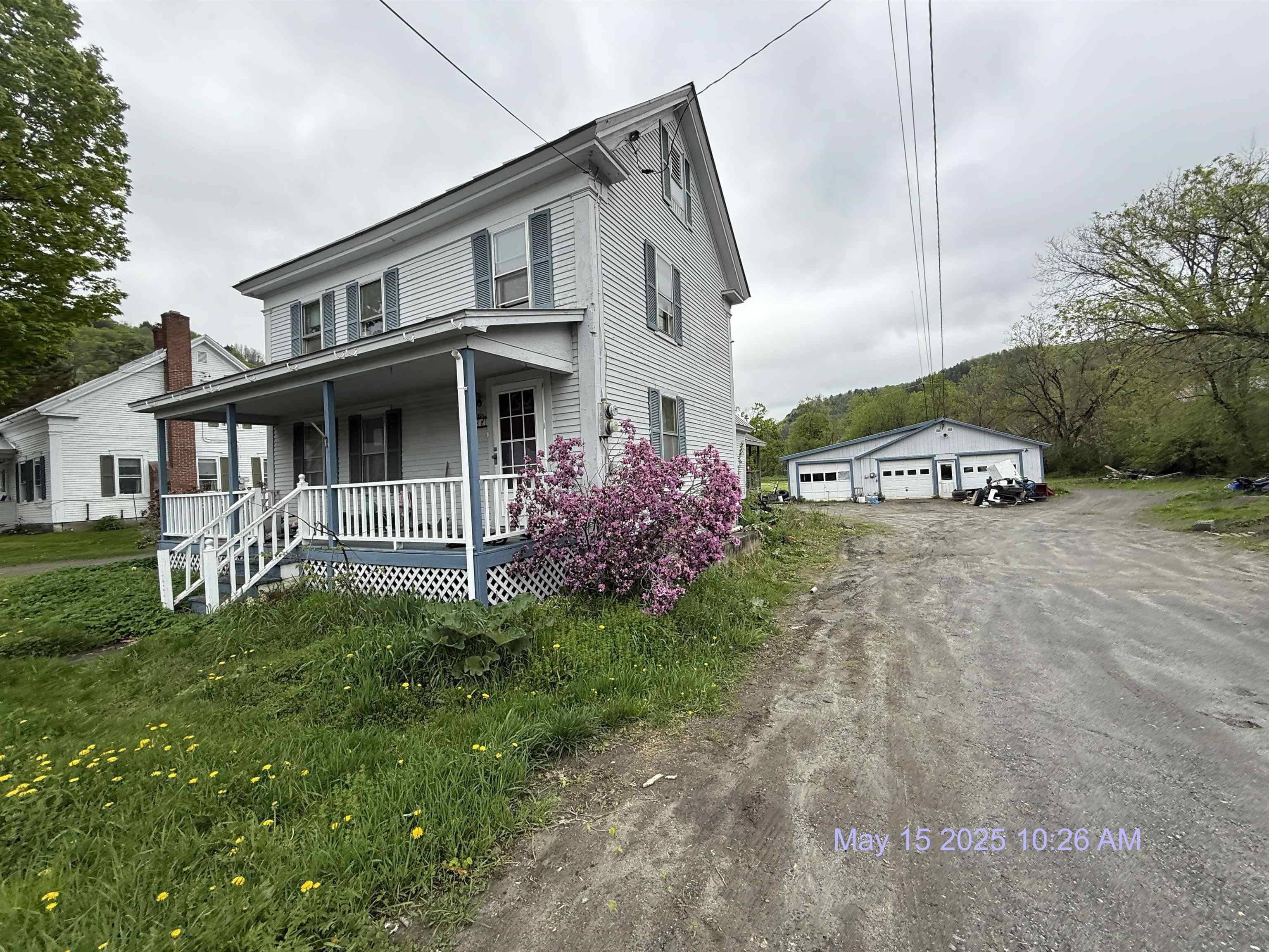 8 Maple AVE, Chelsea, VT 05038