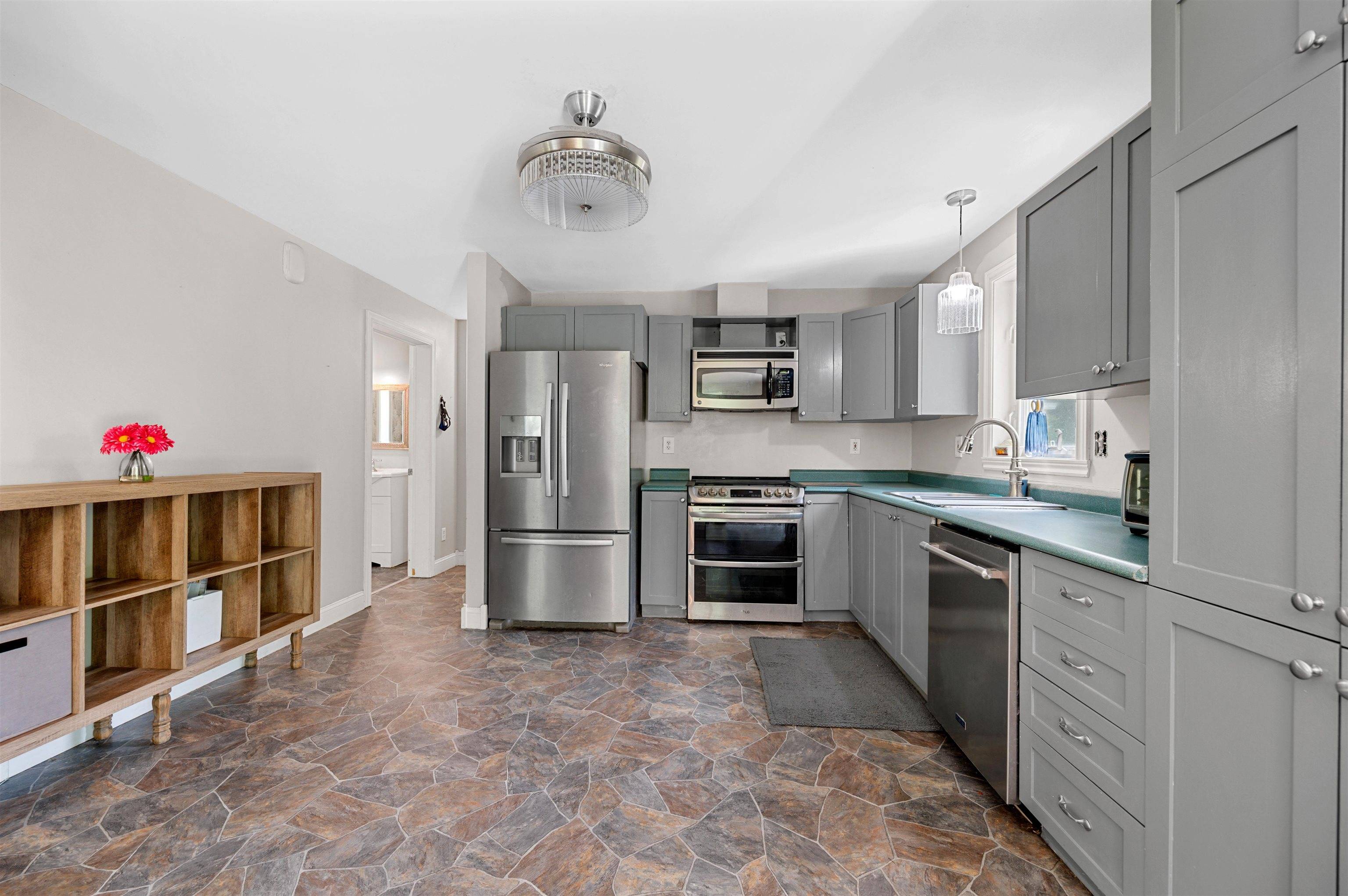 Barre Town, VT 05641,26 Conti CIR