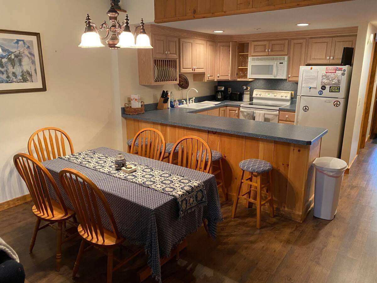 Dover, VT 05356,13 J Snow Tree LN #Willows J