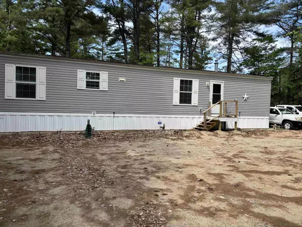 15 Milford AVE, Freedom, NH 03836