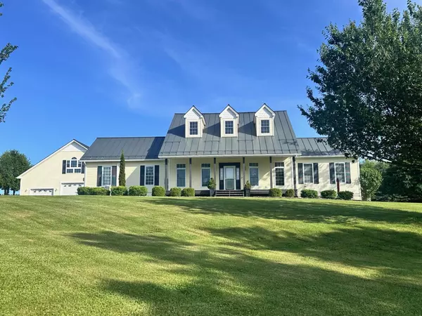 9 Tracy RD, Fairfax, VT 05454