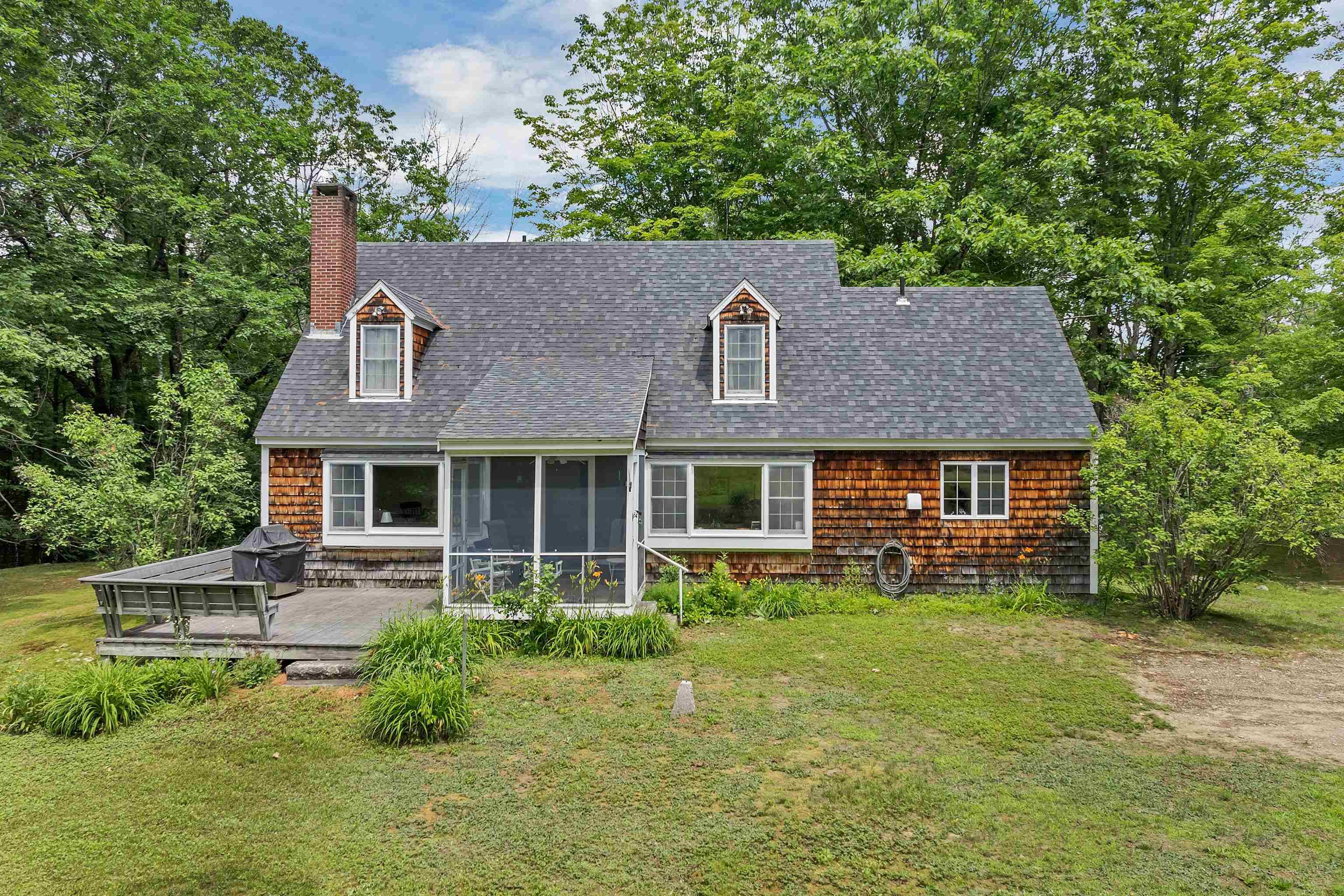 371 Range RD, Sandwich, NH 03227