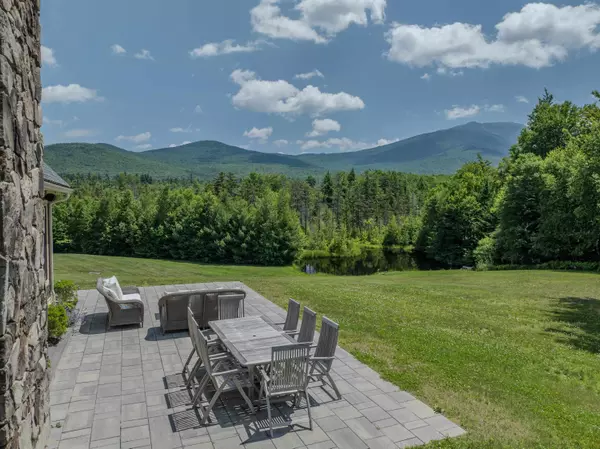 185 Notchway DR #10-8, Franconia, NH 03580