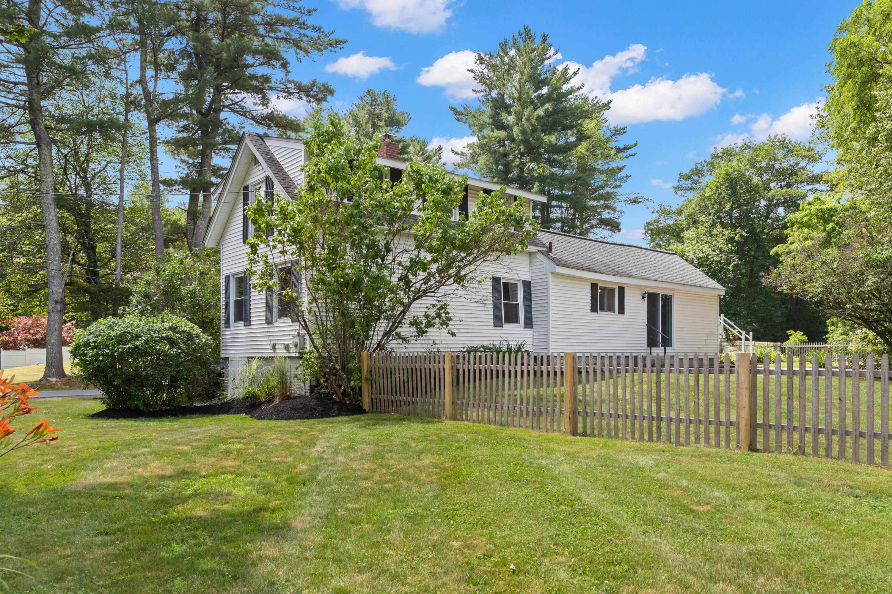 Hampstead, NH 03841,1 Maple AVE