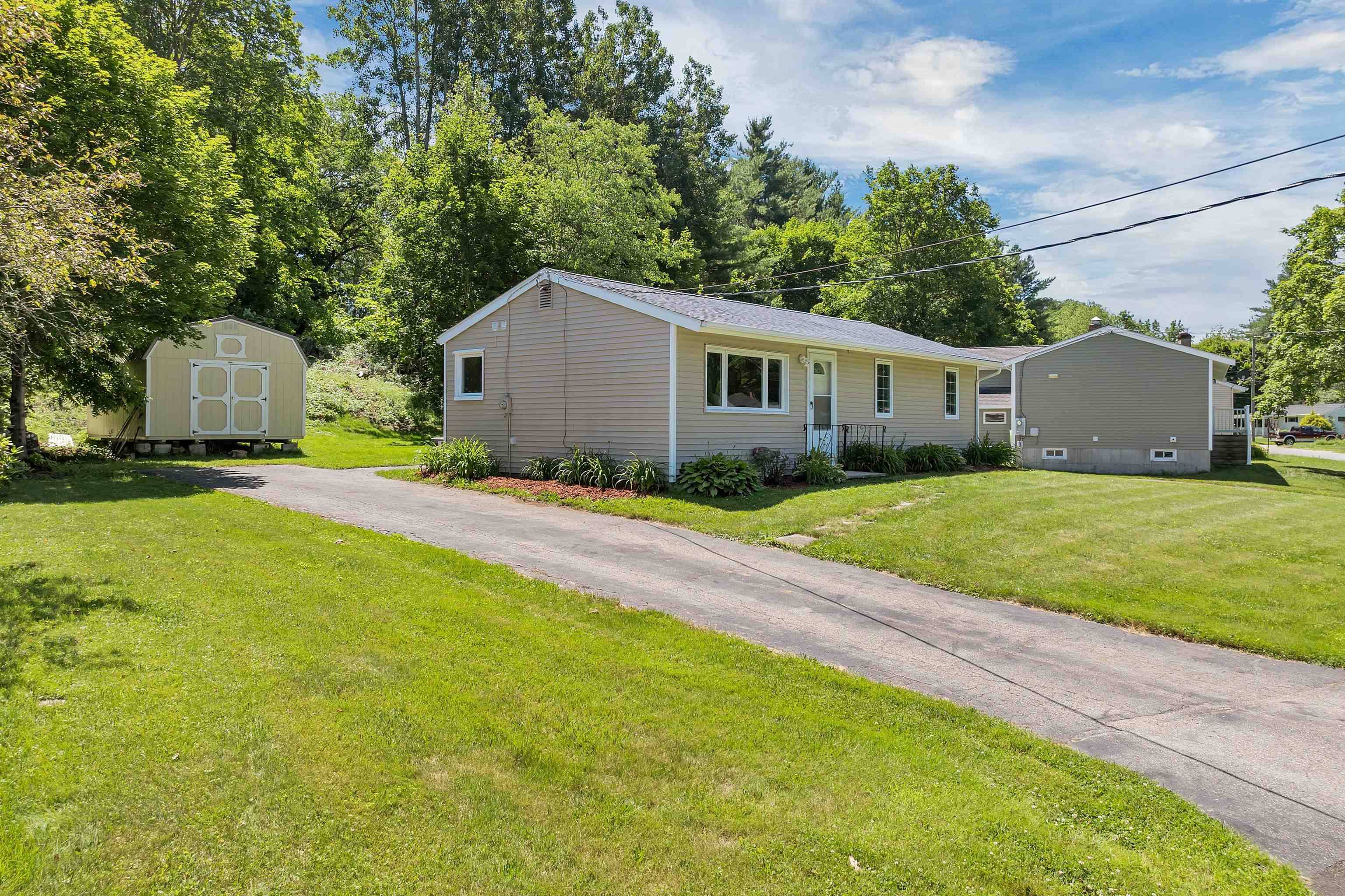 Dover, NH 03820,9 Cedarbrook DR
