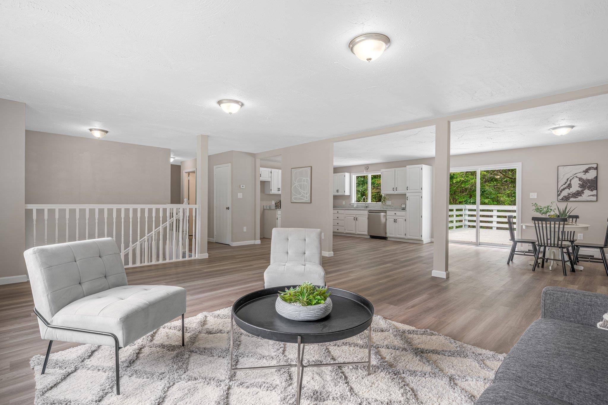 Middleton, NH 03887,523 Ridge RD