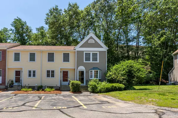 138 Fox Hollow WAY, Manchester, NH 03104