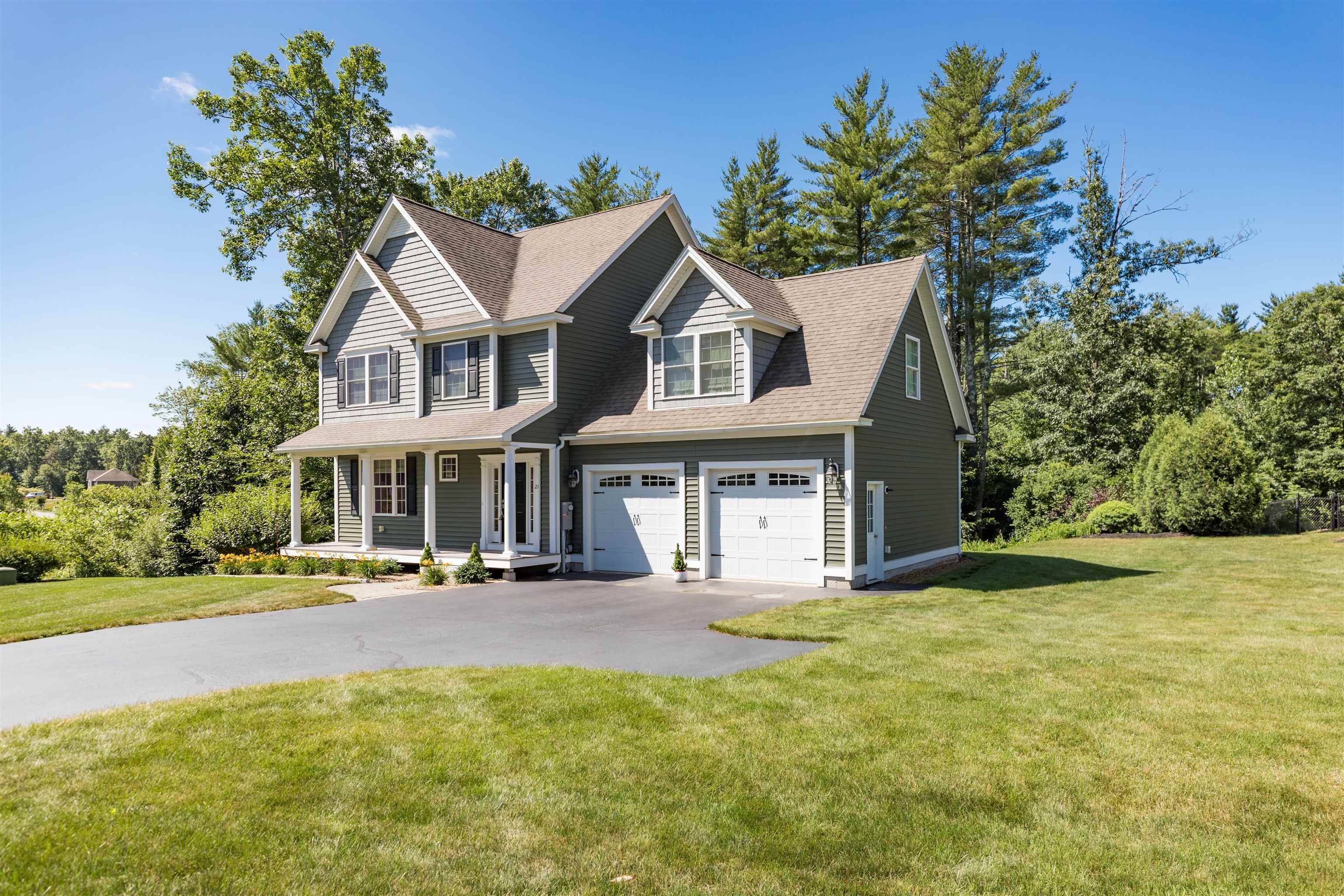 21 Colt LN, Epping, NH 03042