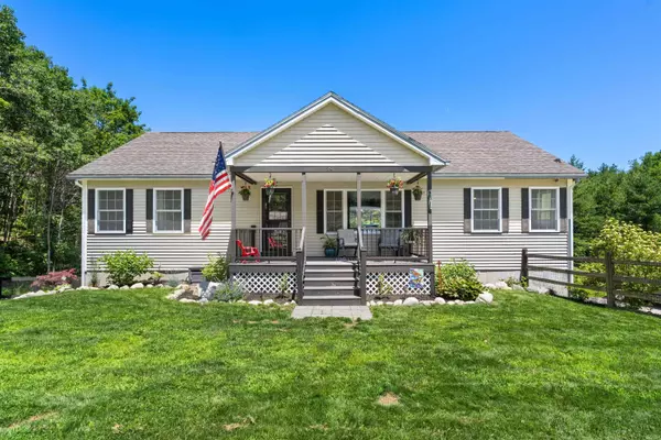 Farmington, NH 03835,29 Trotting Park RD