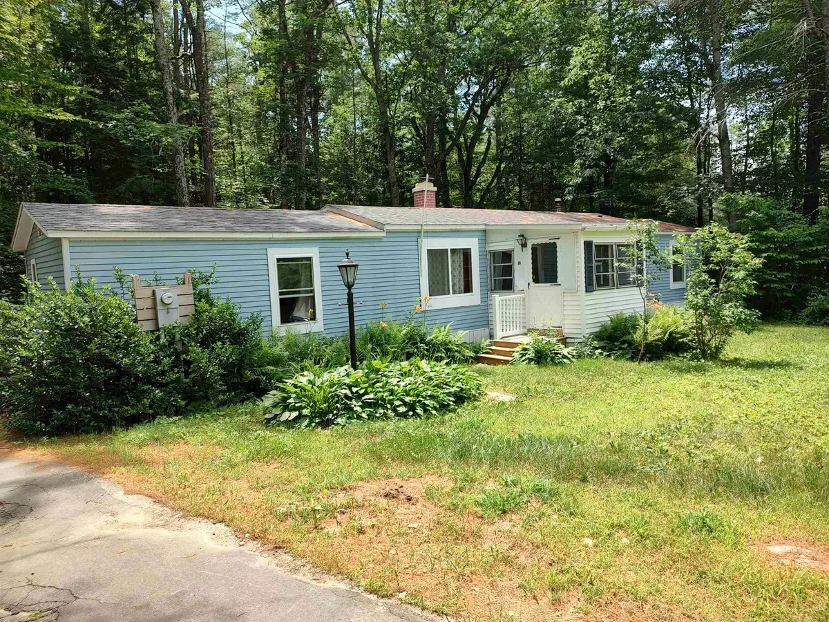 Tuftonboro, NH 03816,33 Juniper DR