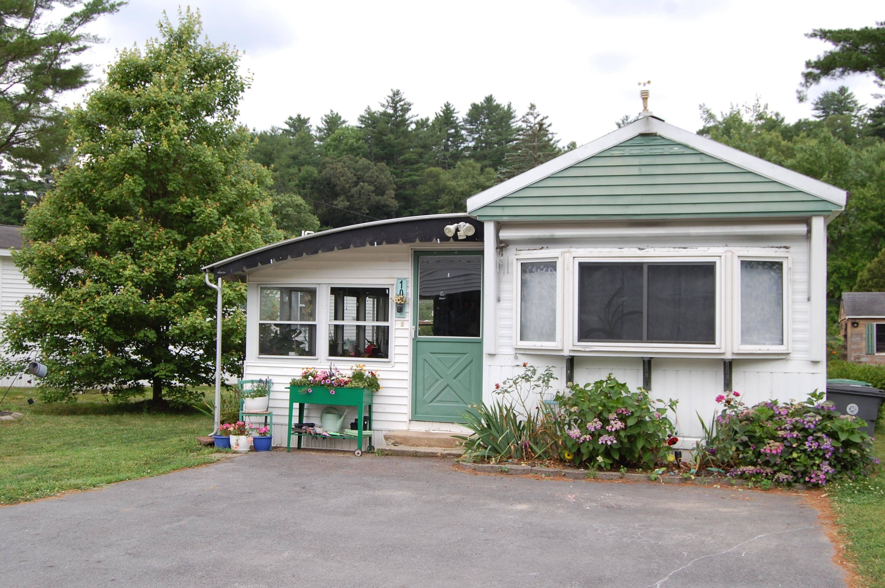 10 Dart ST, Hooksett, NH 03106